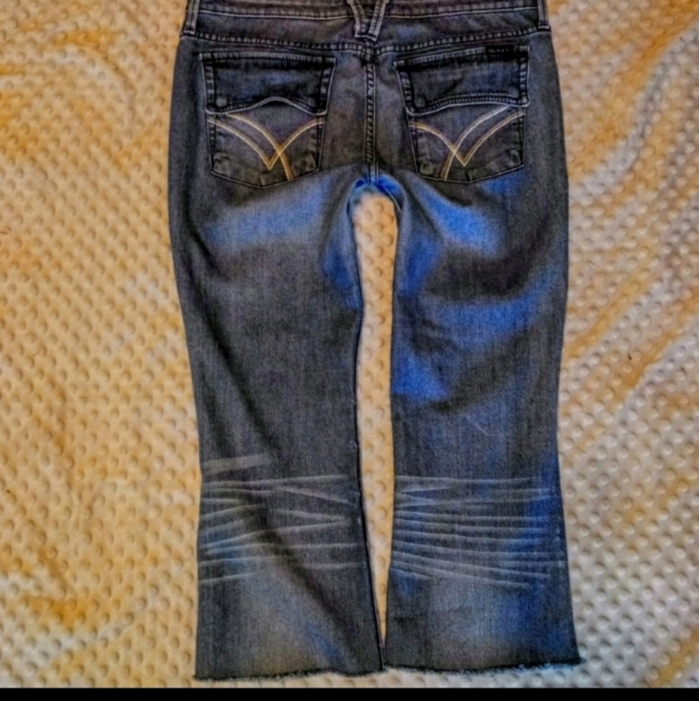 William Rast Jeans Size 32 Crop Raw Hem Flap Pocket Stretch Denim EUC - Picture 4 of 11